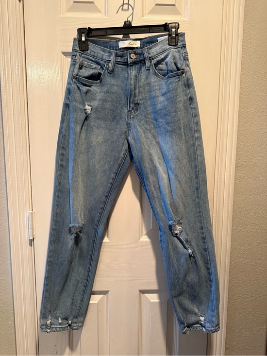 KanCan Denim - Kancan High Rise Distressed Mom Jeans Light Wash Size 5/26